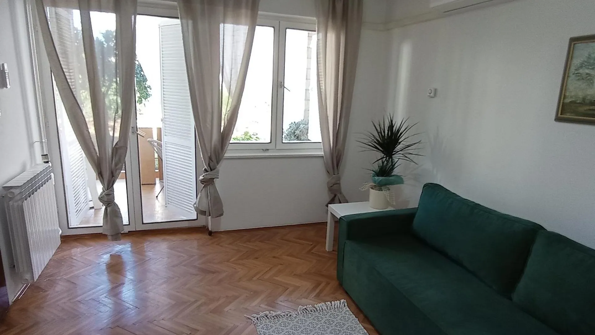 Apartment Monas I Pjescana Uvala Croatia